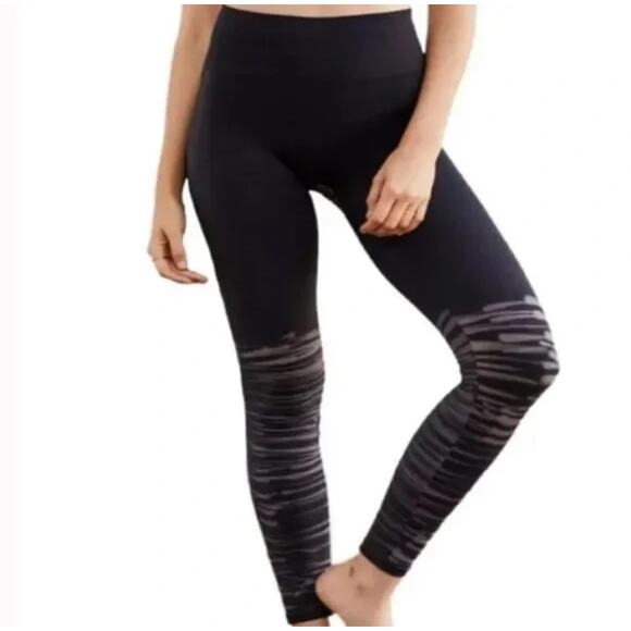 Free People Movement Good Karma Tie-Dye Leggings M/L High Rise 7/8 Activewear - Picture 1 of 6
